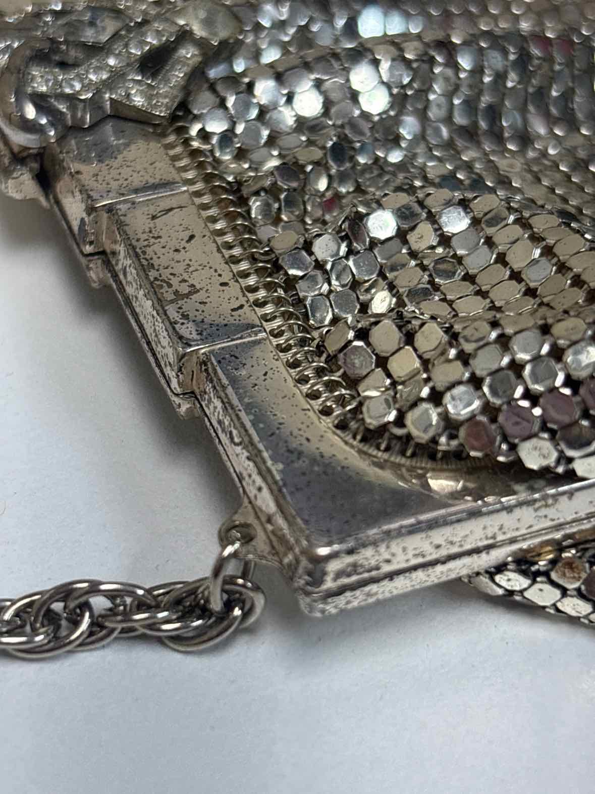 Vintage Whiting & Davis Silver Mesh Evening Purse – Art Deco Clasp (1950s–60s)