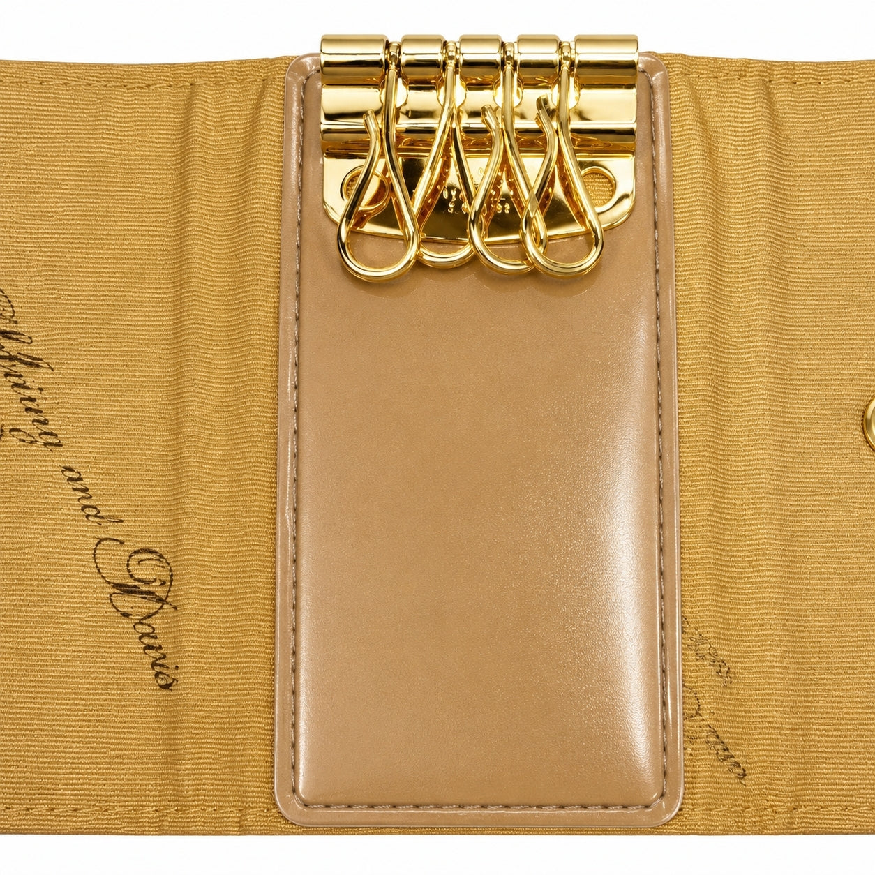 Vintage Whiting & Davis Gold Mesh Key Case Holder – 1960s–70s
