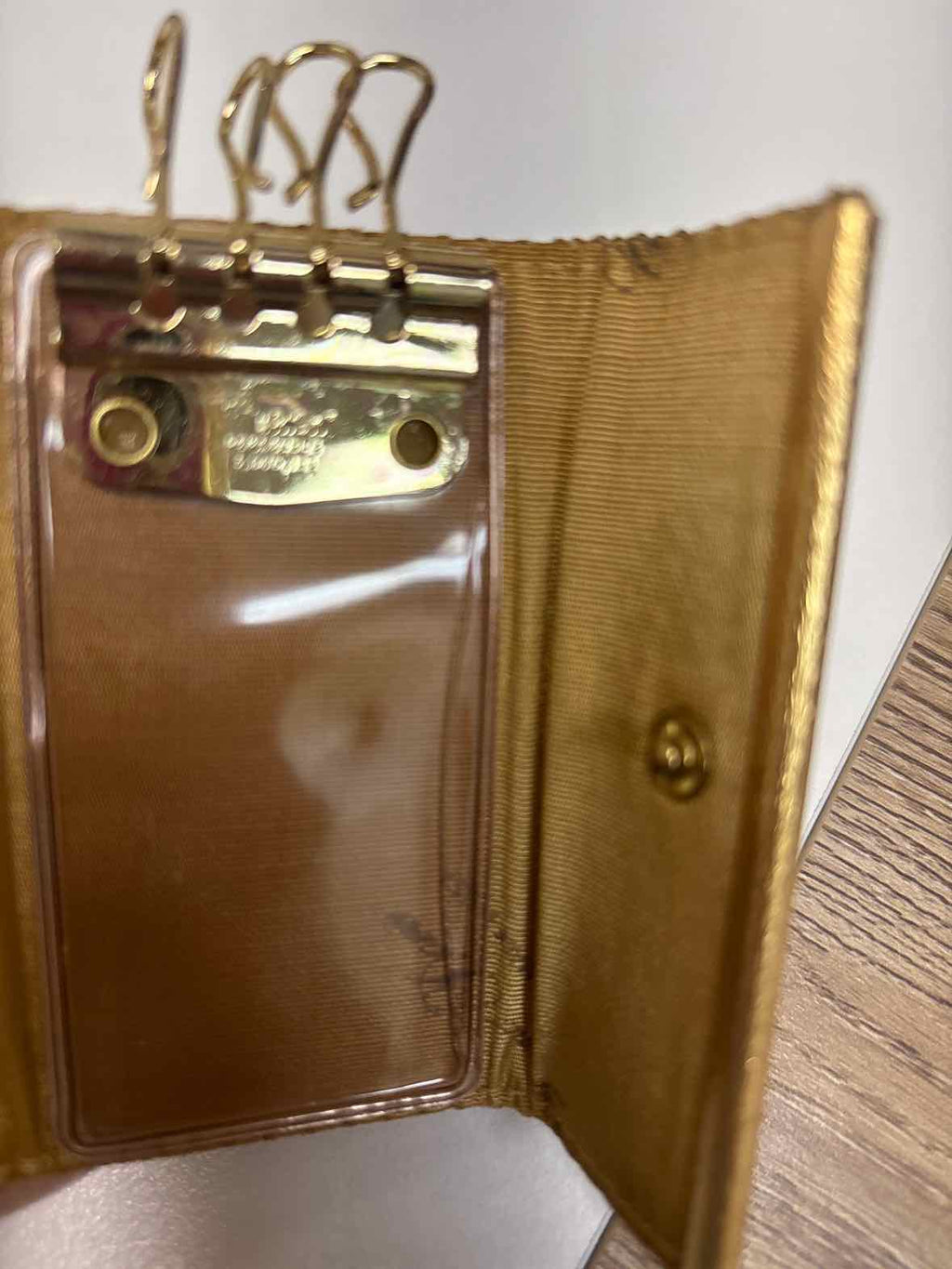 Vintage Whiting & Davis Gold Mesh Key Case Holder – 1960s–70s