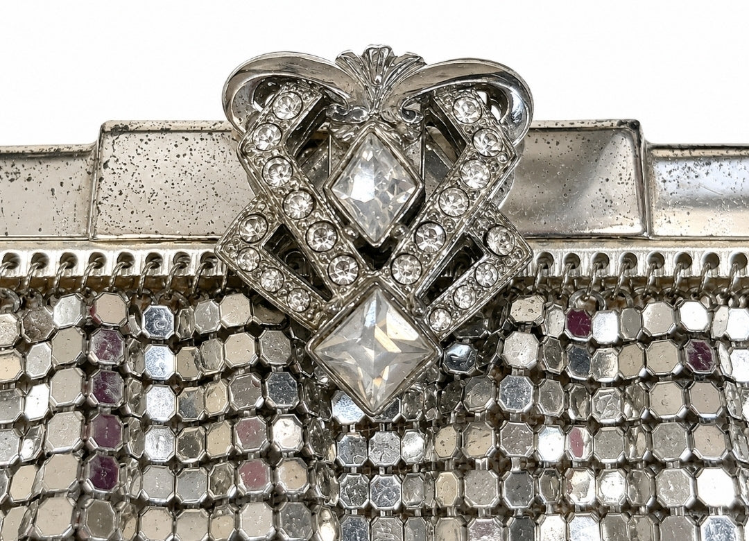 Vintage Whiting & Davis Silver Mesh Evening Purse – Art Deco Clasp (1950s–60s)